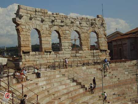 Verona - Arena di Verona - Guida di Verona - Monumenti di Verona - Anfiteatro Arena