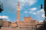 Piazza del Campo a Siena e Palazzo Pubblico
