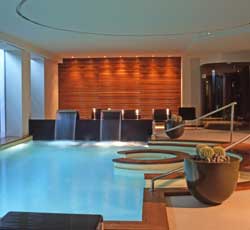 Golden Palace di Torino progettato dallo Studio Simonetti e Associati