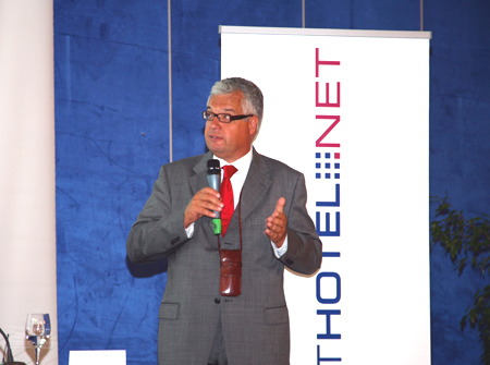 Raffaello Zanini presidente di PLANETHOTEL.NET al Convegno HOTEL EXPERIENCE di Ostuni
